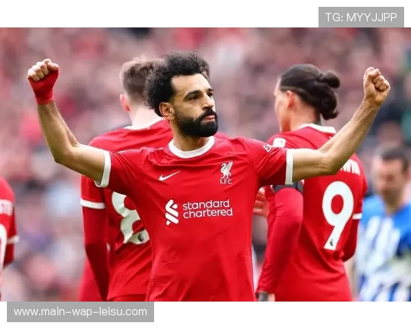 萨拉赫替补待命引更衣室关注,斯洛特如何平衡锋线引发热议 萨拉赫替补待命引更衣室关注,斯洛特如何平衡锋线引发热议